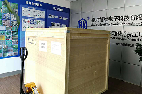 安徽客戶SMT設(shè)備專車送貨，貨到上門安裝調(diào)試