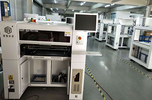 溫州客戶SMT設(shè)備專車送貨，貨到上門安裝調(diào)試